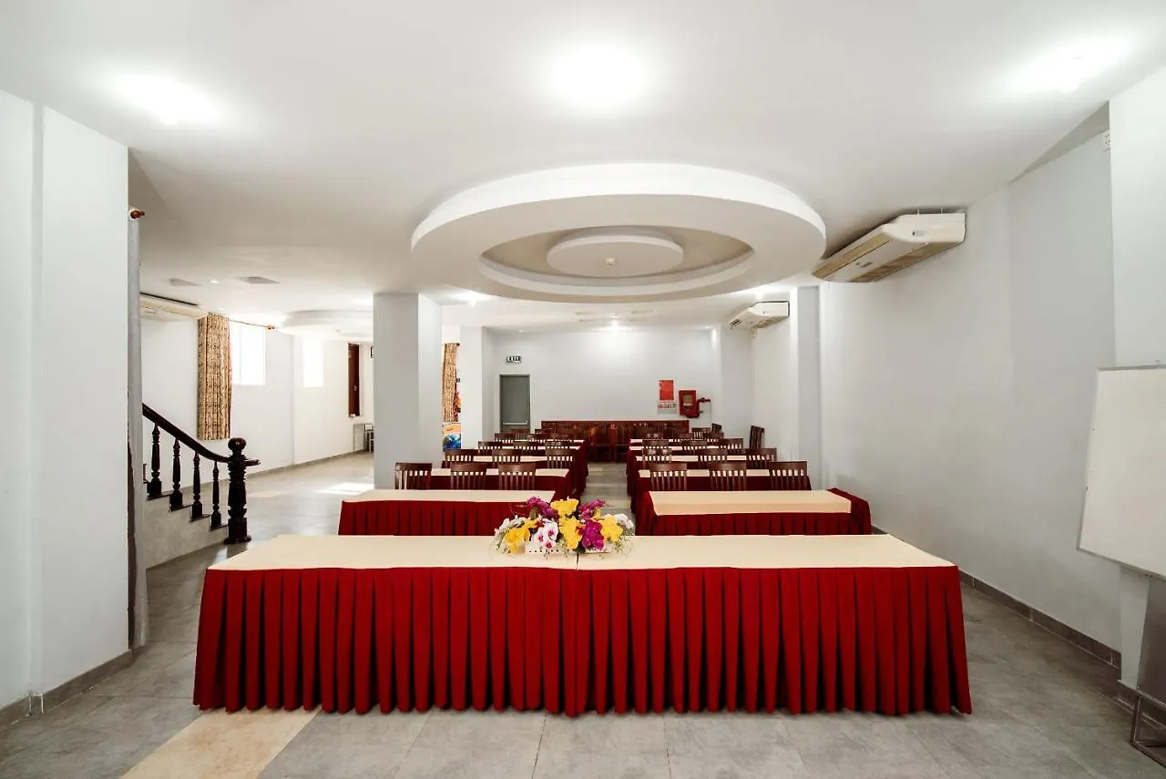 Amis Hotel