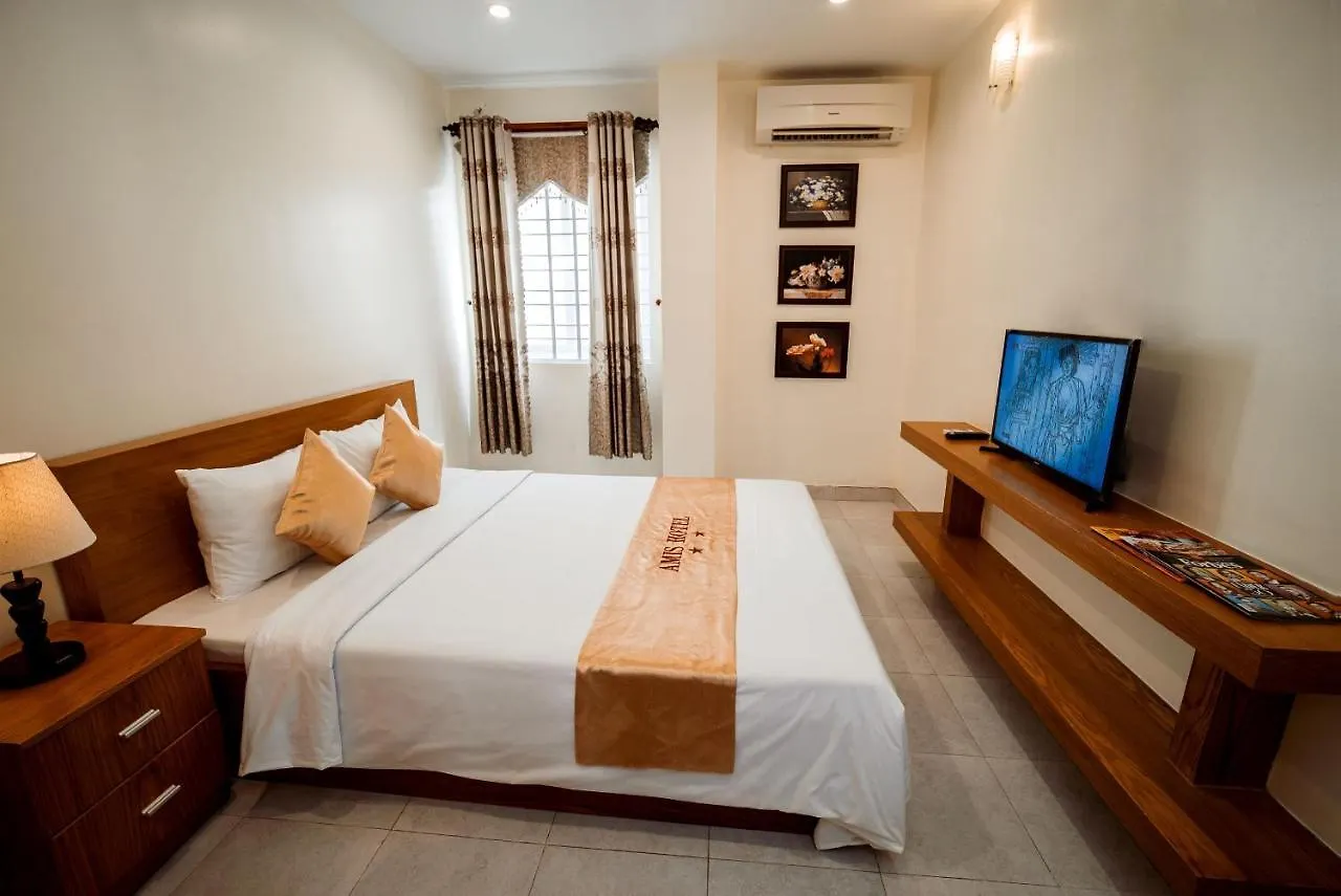 Amis Hotel